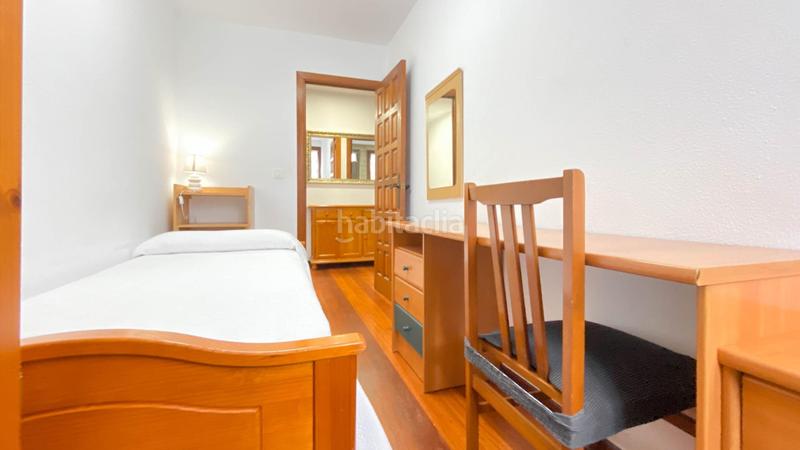 Foto f916ea7d-739d-418c-bf14-fe27a8b32389. Rent flat with heating in Cuatro Caminos Santander