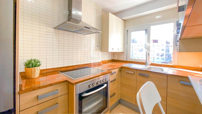 Foto 2bcc05d8-5b76-4f12-98c9-0e9f1edd0d3c. Rent flat with heating in Cuatro Caminos Santander