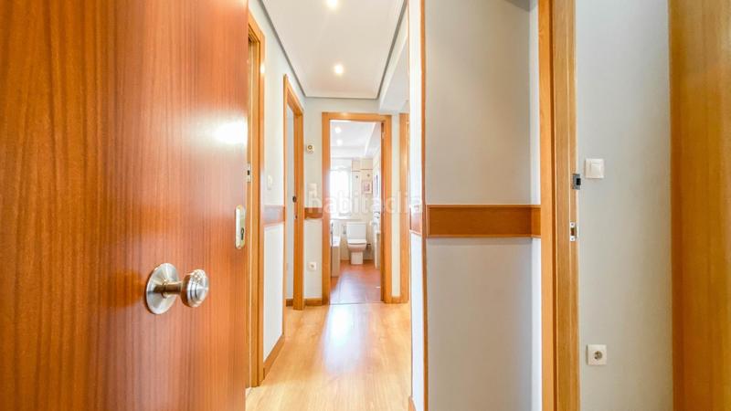 Foto 9a69f6c2-98b5-4dfe-a3c6-d84c9d9e862f. Rent flat with heating in Cuatro Caminos Santander