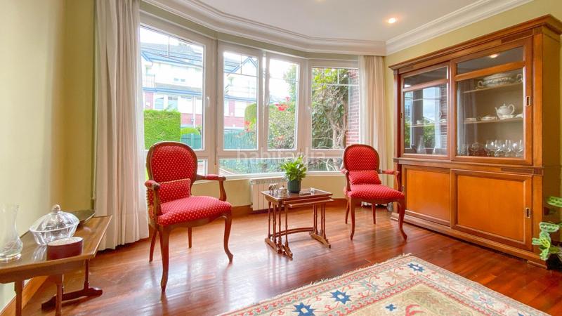 Foto 588abcaf-5d96-4199-8441-1de4a19a5228. Casa adossada amb calefacció aparcament a Maoño - Azoños Santa Cruz de Bezana