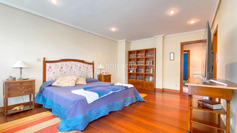 Foto 7d2cbefe-d021-4b9d-8a44-8fe8fca40054. Casa adossada amb calefacció aparcament a Maoño - Azoños Santa Cruz de Bezana