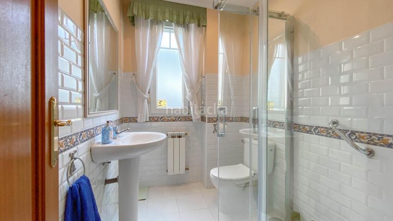 Foto d523e9f7-b696-41ca-b430-ca88b20cca2c. Casa adossada amb calefacció aparcament a Maoño - Azoños Santa Cruz de Bezana