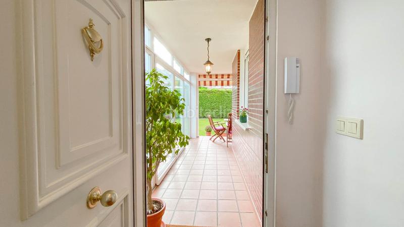 Foto e243a23e-fcdc-43bc-bfd3-7f8cb4642b28. Casa adossada amb calefacció aparcament a Maoño - Azoños Santa Cruz de Bezana