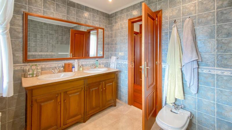 Foto f6dfa876-20f8-4aef-9ae6-a6d96c5d85ce. Casa adossada amb calefacció aparcament a Maoño - Azoños Santa Cruz de Bezana