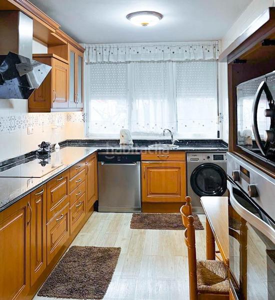 Foto 9053f4db-6571-44ab-8ae8-2f3c579c6b55. Location maison avec chauffage dans Boo Piélagos