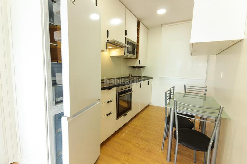 Foto 34f834da-2d15-4e7d-a634-ee2ec38372c1. Alquiler piso estupendo piso en el centro para entrar a vivir! en Santander