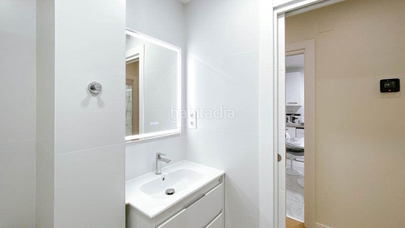 Foto c06d5419-80c6-4038-b503-91eb3c31b2ed. Rent flat with heating in Cuatro Caminos Santander