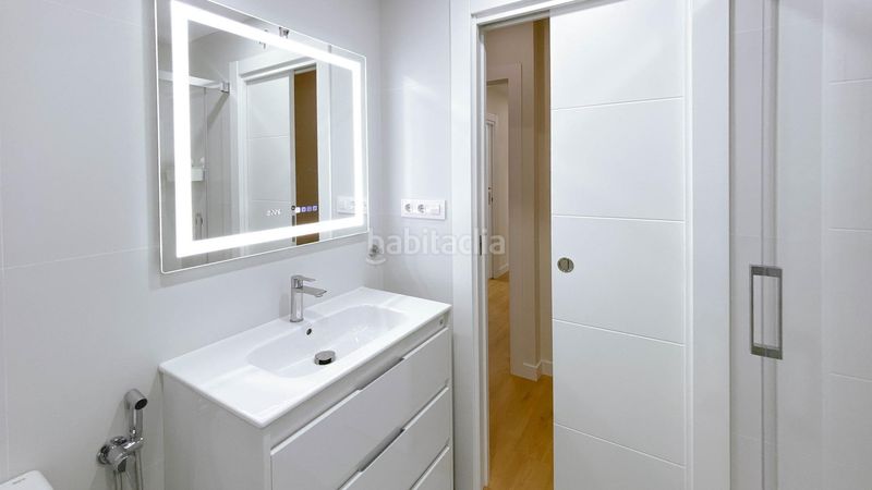 Foto f7b8cf37-9f81-4151-8aba-360dabeeaab4. Rent flat with heating in Cuatro Caminos Santander