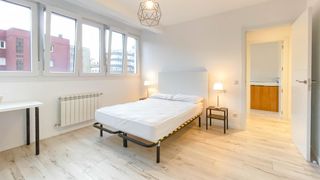 Lloguer Planta baixa en General D�vila. Moderna planta baja en cuatro caminos para alquiler temporal