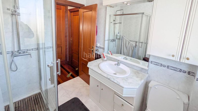 Foto 0d28a0f7-5a9e-4340-aff6-8ebedde03920. Casa aparellada amb calefacció aparcament a Muriedas Camargo