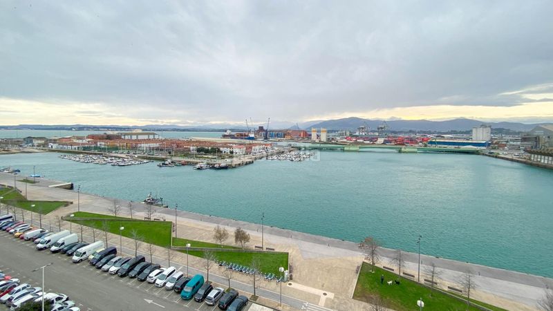 Foto 778c425b-5d77-4a33-80ed-e69f8ad5a9f5. Rent flat with heating parking in Castilla - Hermida Santander