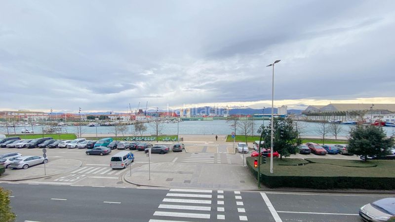 Foto d7ba3460-b8fa-4842-9d7b-245d29962aa4. Rent flat with heating parking in Castilla - Hermida Santander