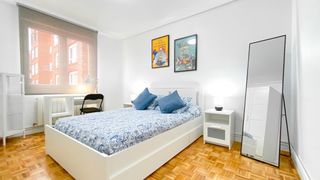 Rent Flat in Castilla - Hermida. Amplio y moderno piso reformado en castilla  hermida