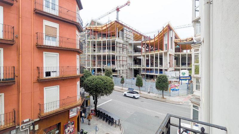 Foto 55082e43-1683-4604-a85c-98aa9e5b63ca. Rent flat with heating in Puerto Chico Santander