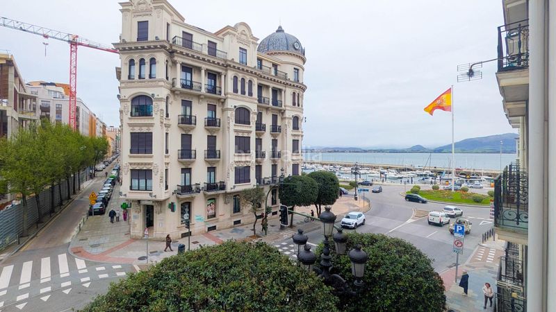 Foto ea93d878-94bd-4fbe-8dc1-322b99cc6dd3. Rent flat with heating in Puerto Chico Santander