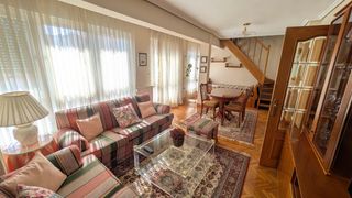 Location Attique à Cuatro Caminos. Piso junto a valdecilla de 1 dormitorio y altillo con área de tr