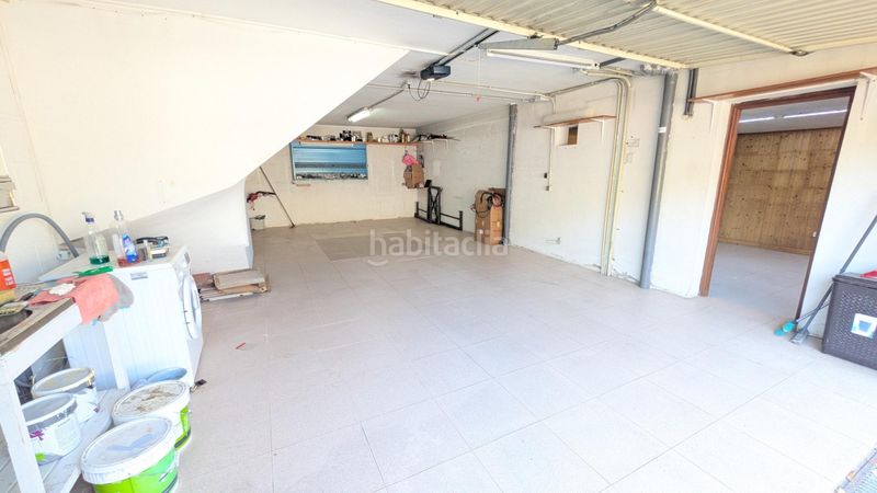 Foto 0c330f62-1b84-4de0-aa80-cc607dbf9d6d. Casa aparellada amb calefacció aparcament a Muriedas Camargo