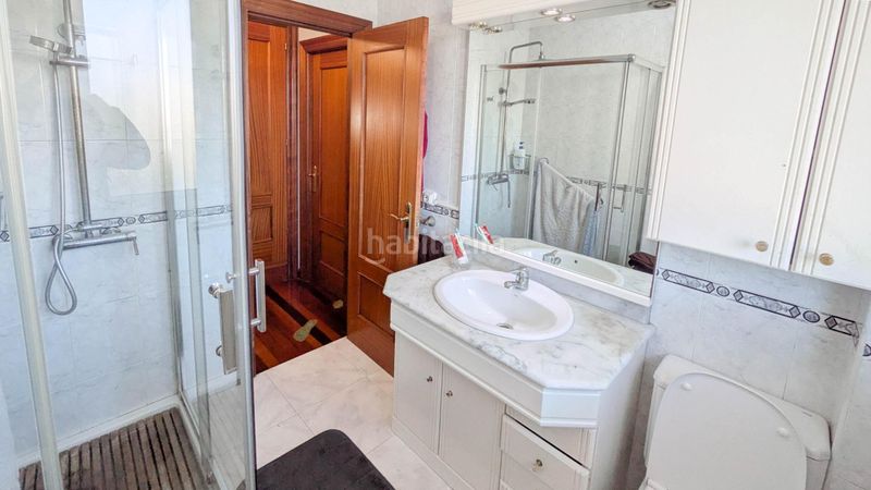 Foto b948309f-d4b5-4564-a0c4-8cad00142873. Casa aparellada amb calefacció aparcament a Muriedas Camargo