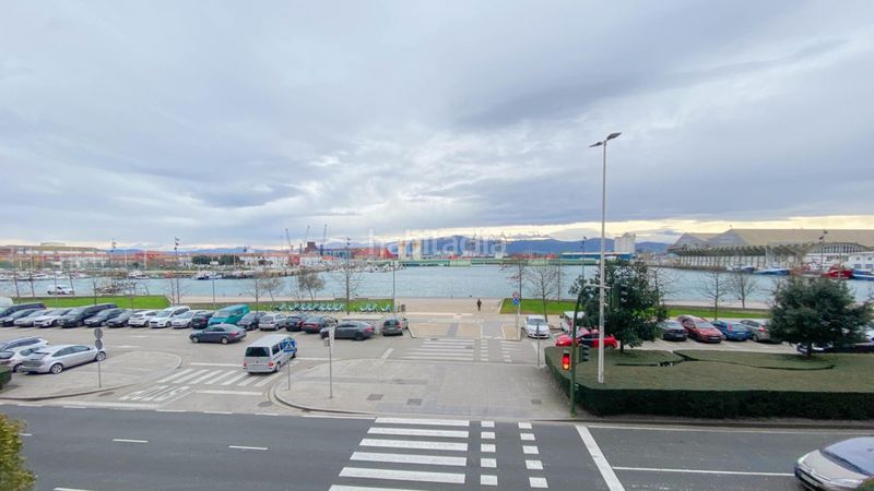 Foto 5dccd105-3c75-4bcf-888c-a1496bfff094. Rent flat with heating parking in Castilla - Hermida Santander