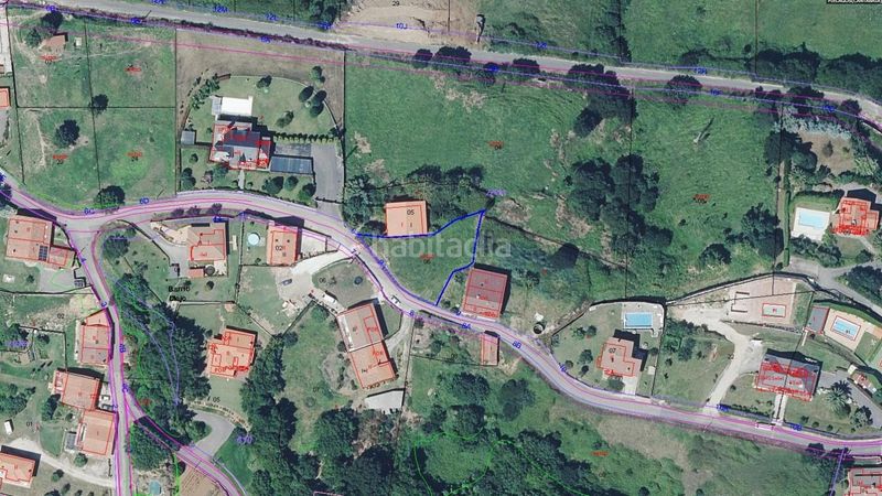 Foto fef90749-c4a1-4f34-be7c-8d2c0dc0e062. Finca rústica a Oruña Piélagos