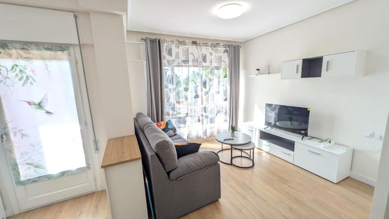 Foto b1850a32-4698-4998-a7a3-e2742154a536. Rent flat with heating in Cuatro Caminos Santander
