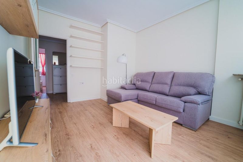 Foto 110debf2-c7a9-4189-b879-9a833b92790b. Rent flat with heating in Cuatro Caminos Santander