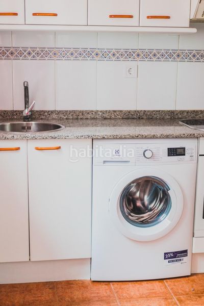 Foto c6c553fd-1652-4edb-916e-084865471310. Rent flat with heating in Cuatro Caminos Santander