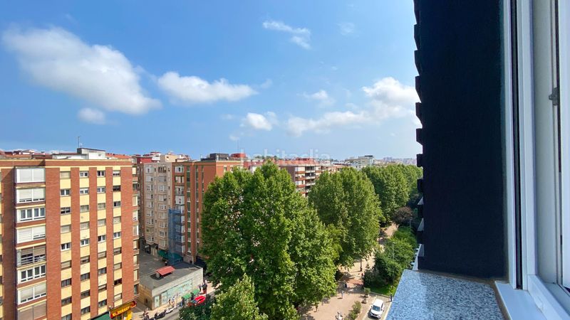 Foto 73d6fe06-f8a3-4122-85aa-89537ce57d6a. Rent flat in Cuatro Caminos Santander