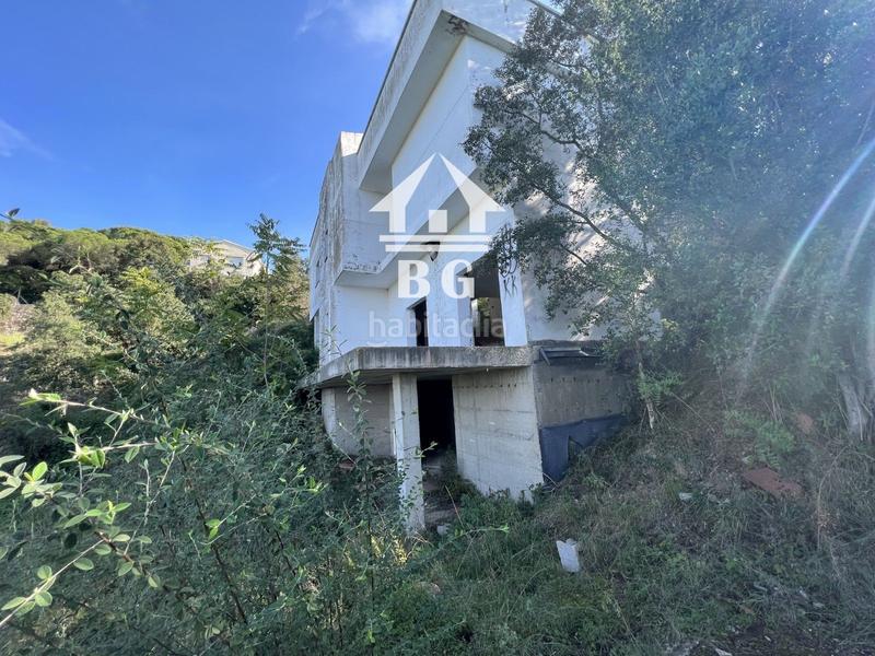Foto e0b692b8-b96c-4a93-9c7a-340d5b856a35. Chalet  unifamiliar en construcción urb. Roca Grossa lloret con excelentes vistas !! en Lloret de Mar