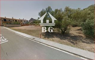 Rural plot  Puig barraques. En venta parcela edificable para viviendas adosadas en darnius !
