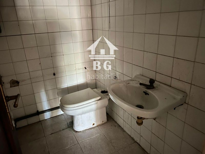 Foto b40a0de1-3be6-4aa8-8efc-912efb575917. Local comercial a La plantera Blanes