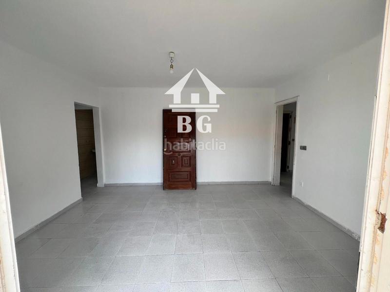 Foto 59cfd6b0-f249-45c4-afc6-00387696bce7. Piso en venta vivienda de 3 dorm. cerca del centro !! en Figueres