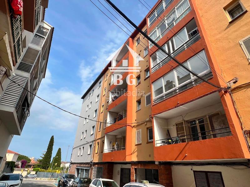 Foto 96a29e4d-3e3b-42c3-b0ee-ec27461bec25. Piso en venta vivienda de 3 dorm. cerca del centro !! en Figueres
