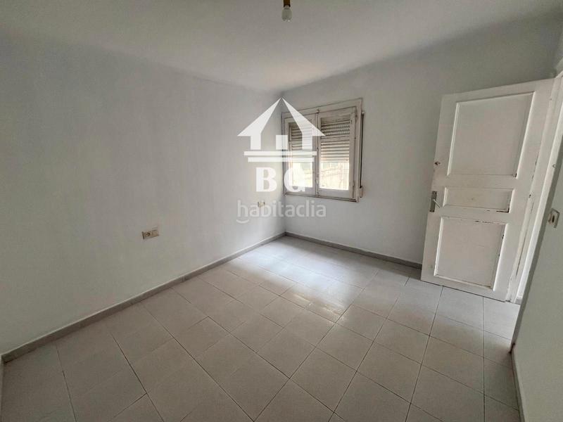 Foto cc8bdc06-8ff9-44f7-923d-df8df68825c0. Piso en venta vivienda de 3 dorm. cerca del centro !! en Figueres