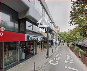 Local commercial  General mola. En venta local dedicado a oficina en palamós !!