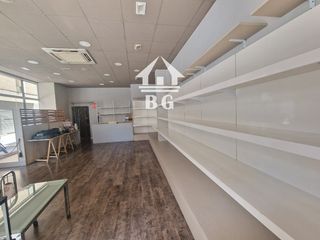 Miete Geschäftsraum  Vidreres. Local comercial esquinero  en centro de lloret.