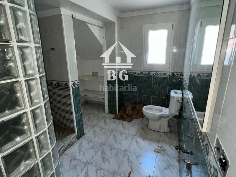 Foto 1d6d95b0-6873-47ee-ac37-3ff83c674834. Casa amb aparcament a Aiguaviva Parc Vidreres