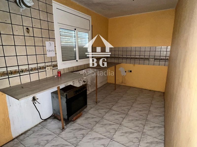 Foto 40d8cf38-2d4c-4765-bc48-b42235441af7. Casa amb aparcament a Aiguaviva Parc Vidreres