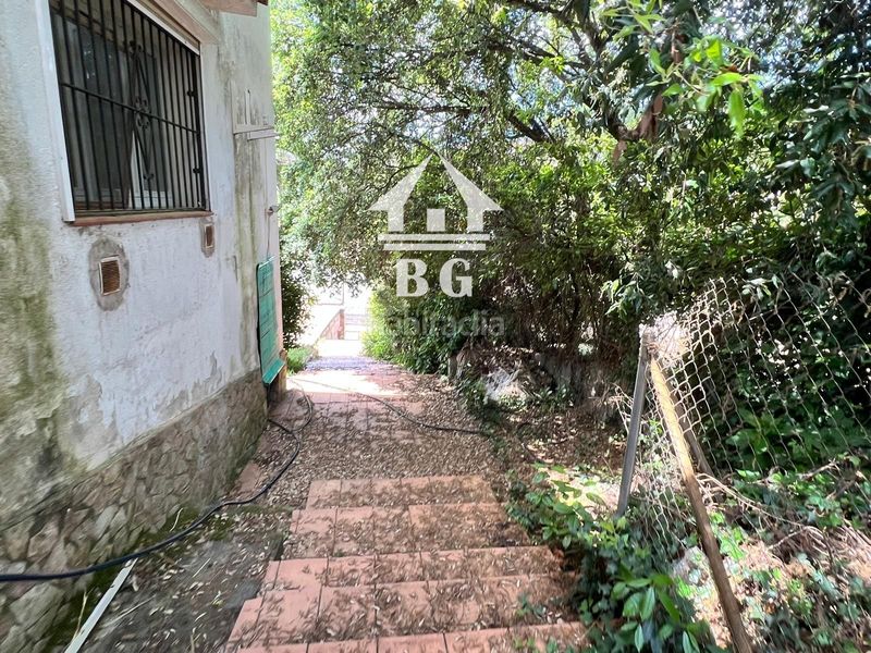 Foto 64bed955-c509-46db-bafc-f0a96c9aceeb. Casa amb aparcament a Aiguaviva Parc Vidreres