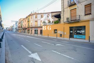 Local Comercial  Les voltes. En venta local comercial centro de la  bisbal dempordà !!