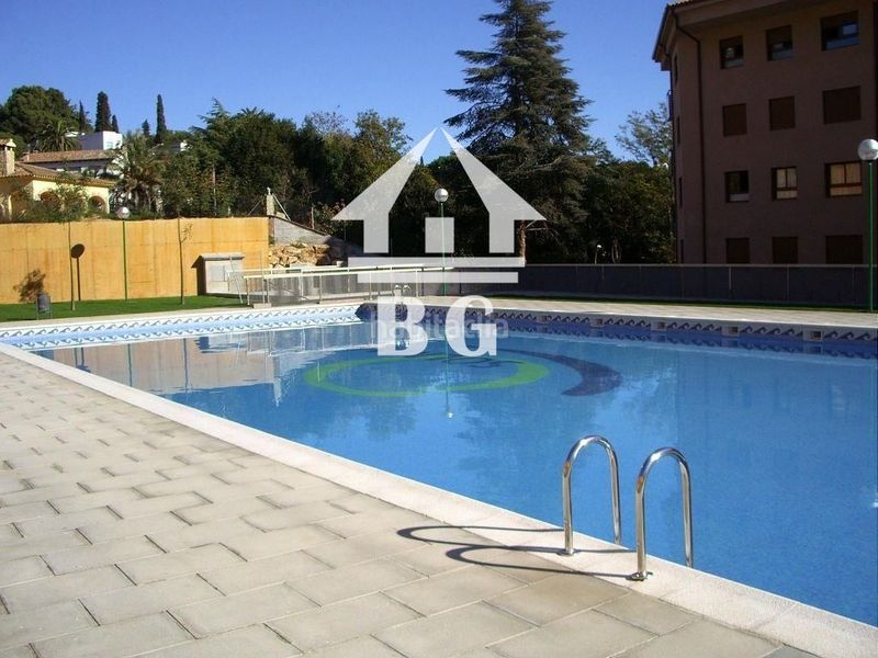 Foto 6b1e56d9-4d1f-49b3-a189-38088aaa9ec8. Pis amb calefacció aparcament piscina a Roca Grossa Lloret de Mar
