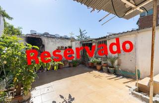 Casa en Llefià. Casa con derecho a vuelo