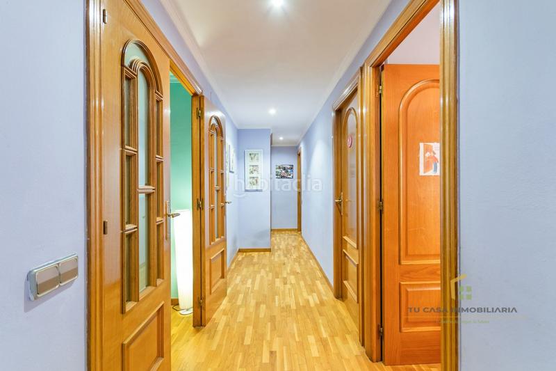 Foto 1d1b6d72-94ab-42ef-b8d0-249e454e7a95. Flat with heating in Bufalà Badalona