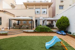 Semi detached house  Prat de la riba
