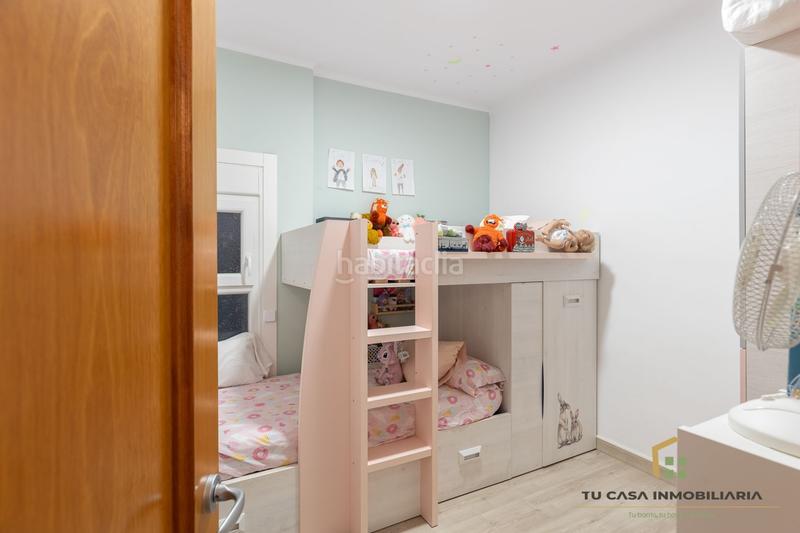 Foto 54196874-6862-4505-a170-8c824b3db873. Piso  junto a la ronda de sant antonio con 2 balcones, patio y trastero en Badalona