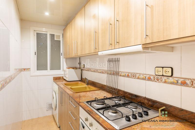 Foto a6859d45-d0ac-4e7b-b11d-68de36cf21a9. Appartement dans El Raval Santa Coloma de Gramenet