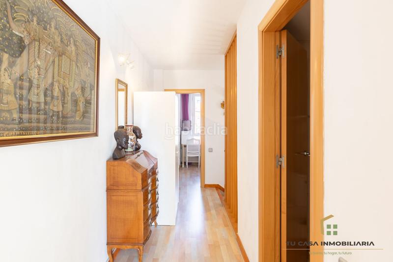 Foto 135c903a-f1dd-409c-9b00-a1083b650bf4. Duplex in Morera Badalona