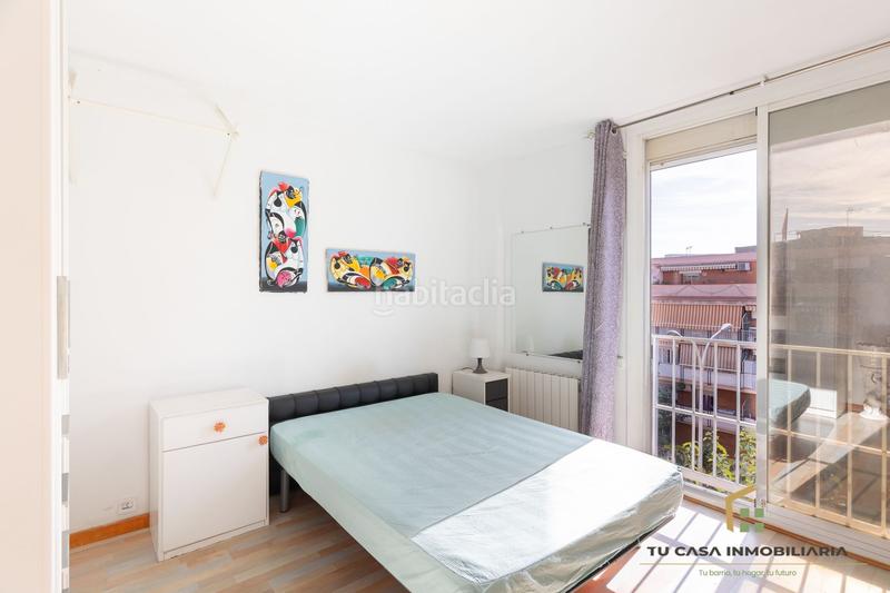 Foto bdfa84bc-8aae-470d-a2c8-95e4db914bd8. Duplex in Morera Badalona