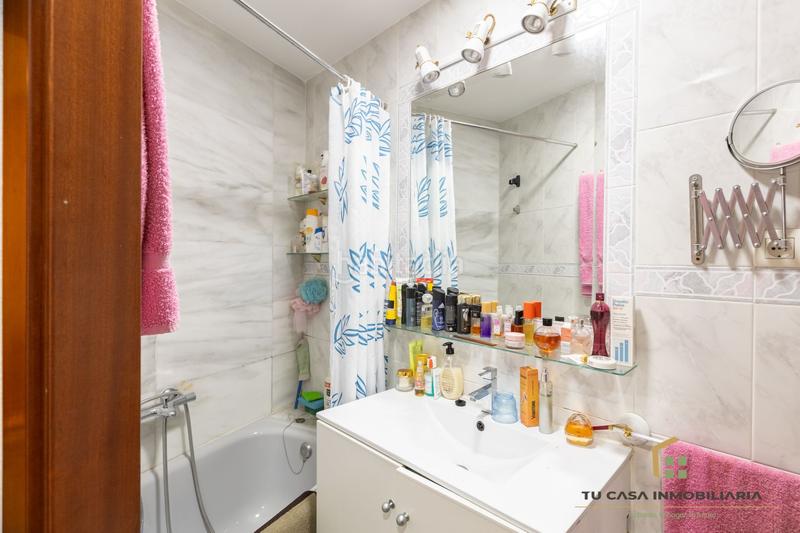 Foto bc1fc84e-3c73-4b2f-ba2e-1efa6570ac4e. Appartement avec chauffage dans Sistrells Badalona