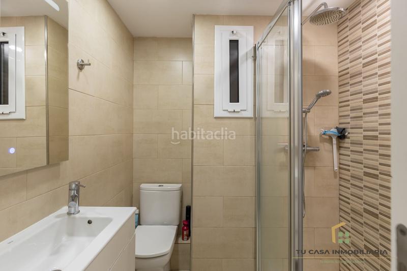 Foto cc34fe42-ddfd-4fe8-b2a3-9a7deef0ff17. Pis a Llefià Badalona